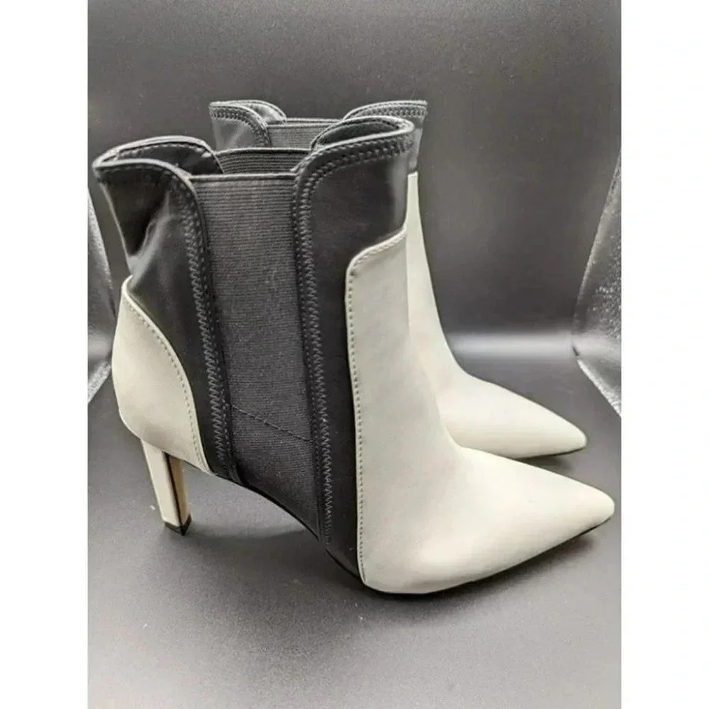 New York And Company FAYE HIGH-HEEL BOOTIE - COLORBLOCK SIZE 8M